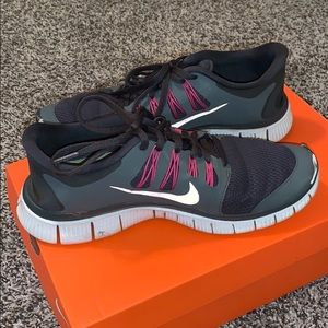 Nike Free 5.0 size 9